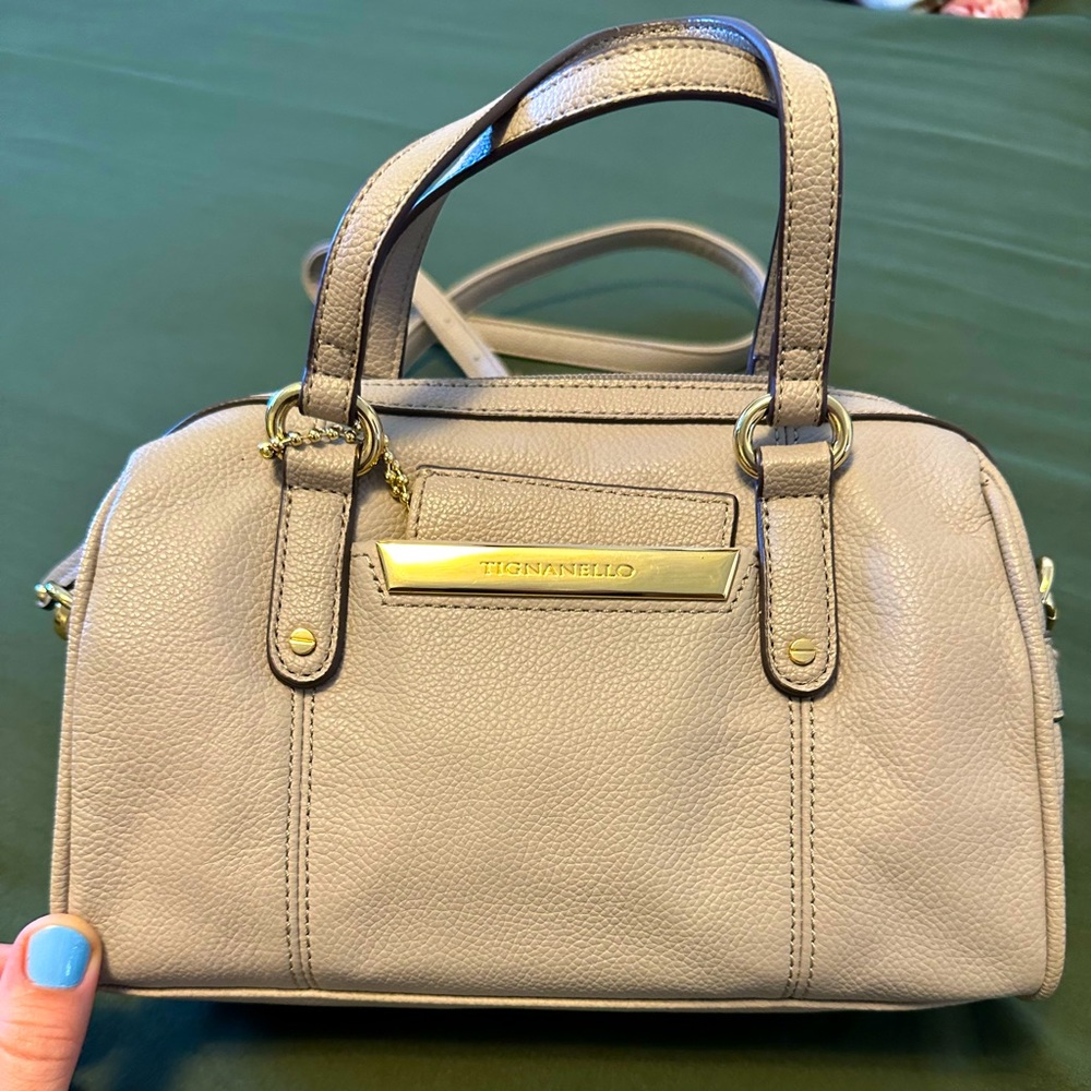 Beige purse